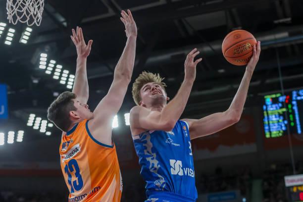 而斯凯利用 而斯凯利用