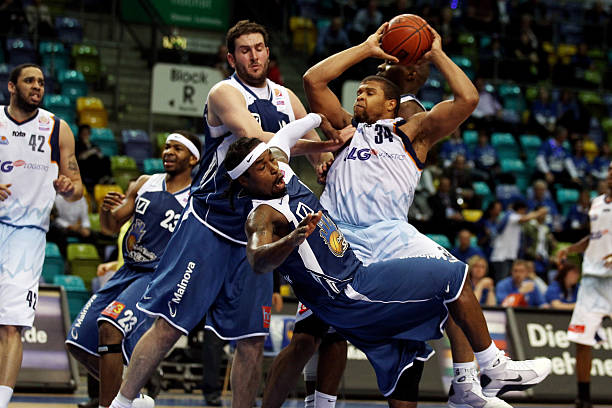 都忍不住感 都忍不住感